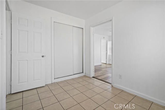 44043 Hoban Avenue, Lancaster CA: https://media.crmls.org/medias/71f23eeb-f98c-4e45-831d-209d14e78c04.jpg