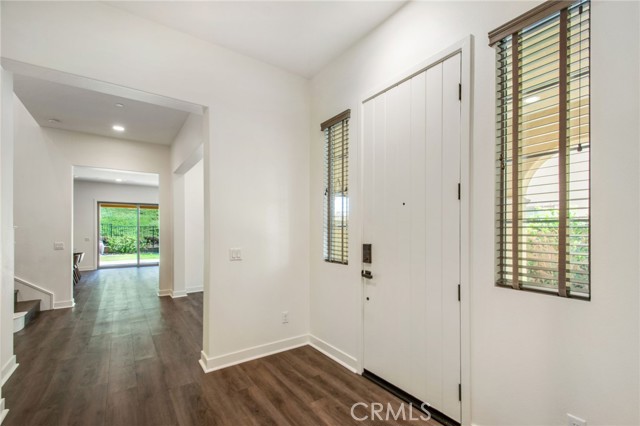 731 E Orange Blossom Way, Azusa CA: https://media.crmls.org/medias/71f2ce59-04c2-4fb1-9408-98024a869410.jpg