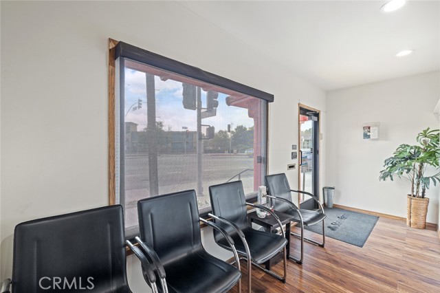 Image 6 of 41 For 1063 Colorado Boulevard