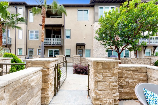 983 Doheny Way, Dana Point CA: https://media.crmls.org/medias/71f3d32f-4b23-4ddc-a519-0de654085536.jpg