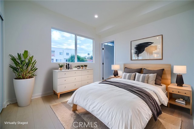 Detail Gallery Image 11 of 19 For 257 S Avenue 54 #1/4,  Los Angeles,  CA 90042 - 4 Beds | 4/1 Baths