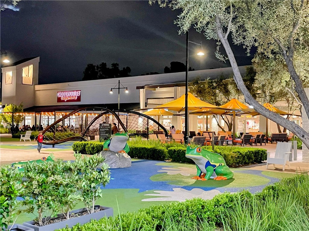 71f57ee0 28f3 42a8 B126 5d9a6ad87606