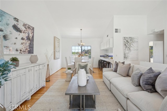 1924 Mathews Avenue, Redondo Beach CA: https://media.crmls.org/medias/71f585e7-0831-41e7-9b1a-cfeaf0588894.jpg