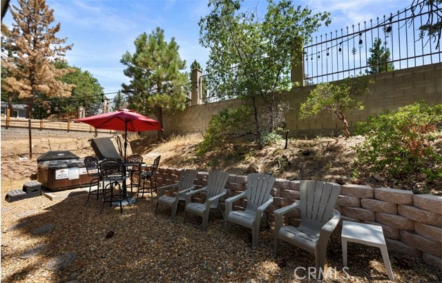 653 Temple Lane, Big Bear Lake CA: https://media.crmls.org/medias/71f5d751-5645-42d2-b353-6a3c407b8549.jpg