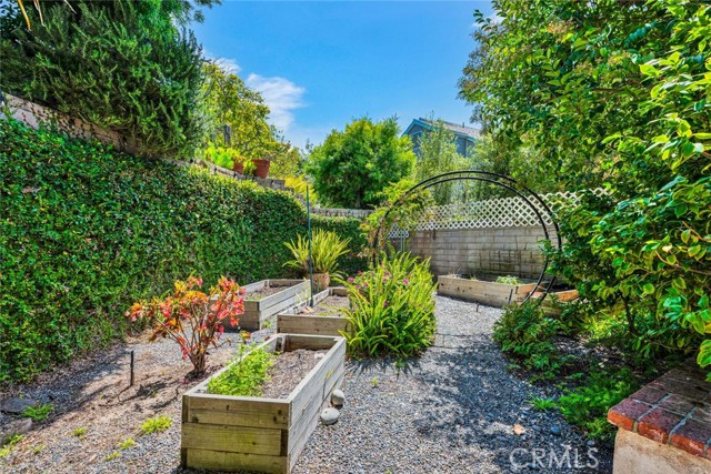 Detail Gallery Image 27 of 33 For 12 Chelsea Pointe, Dana Point,  CA 92629 - 3 Beds | 2/1 Baths