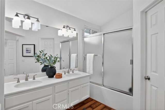 Detail Gallery Image 14 of 47 For 41 Fairfield, Lake Forest,  CA 92610 - 5 Beds | 2/1 Baths