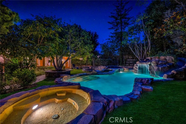 Detail Gallery Image 2 of 48 For 752 N Creekview Dr, Orange,  CA 92869 - 6 Beds | 6/1 Baths