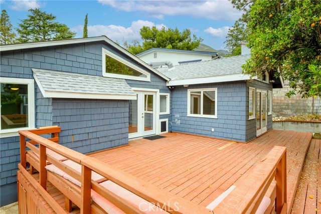 5624 Freeman Avenue, La Crescenta CA: https://media.crmls.org/medias/71f7fdfa-cc57-4e91-b819-70f7896c7d94.jpg
