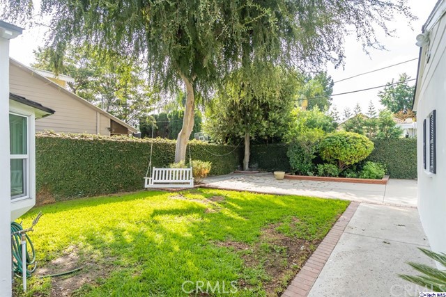 2 Bed Home for Sale in Toluca Lake, California