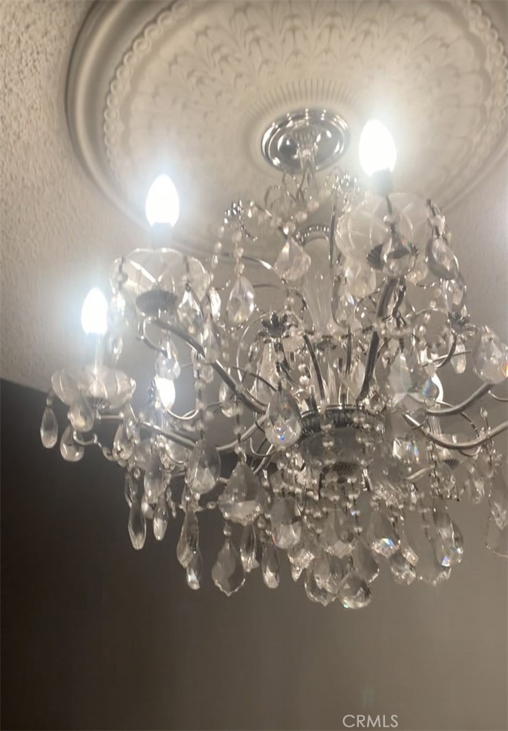 https://media.crmls.org/medias/71f8977a-1f94-42aa-83e0-e363d53b2971.jpg?preset=X-Large
