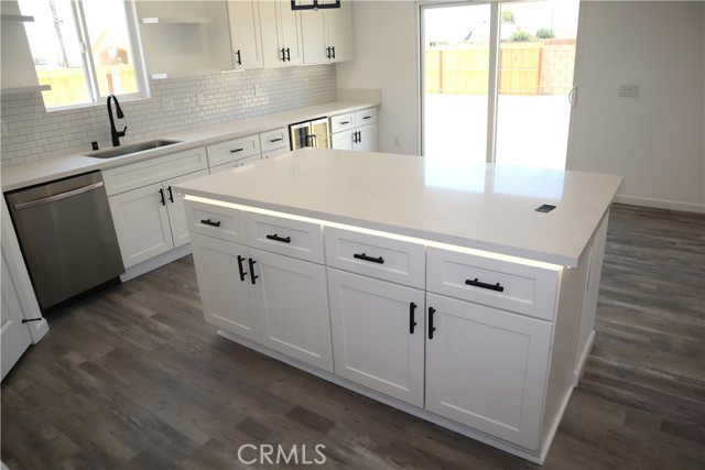20349 90th Street, California City CA: https://media.crmls.org/medias/71f8ce26-defd-4026-ac16-5f8f606c5ae5.jpg
