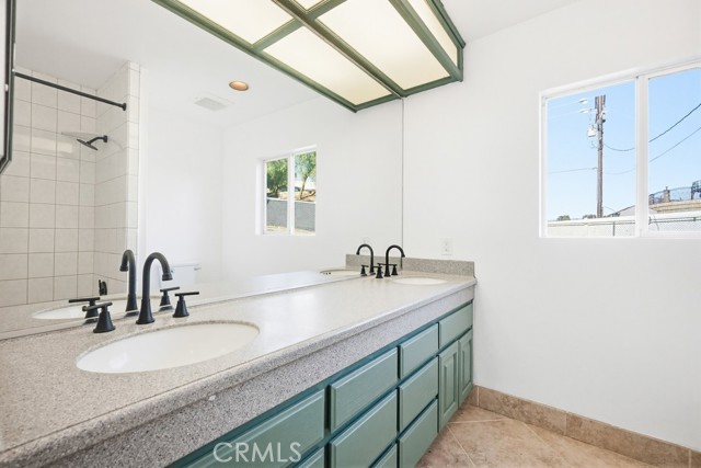 17380 Mockingbird Canyon, Riverside CA: https://media.crmls.org/medias/71f9232e-7051-4d85-b087-77255b06d610.jpg