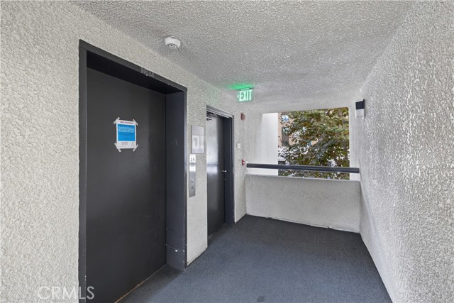 Detail Gallery Image 35 of 52 For 21400 Burbank Bld #313,  Woodland Hills,  CA 91367 - 2 Beds | 2 Baths