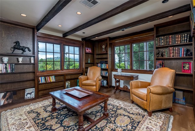 420 Inverness Drive, La Canada Flintridge CA: https://media.crmls.org/medias/71f954f7-acc1-480f-ab6f-7cba6c3f2b6b.jpg