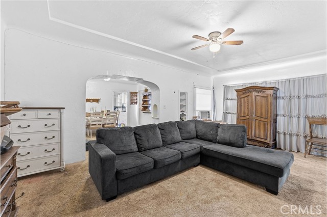 Detail Gallery Image 4 of 27 For 27126 Pacific, Highland,  CA 92346 - 3 Beds | 2 Baths