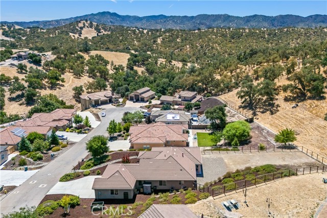 2650 Edgewood Court, Paso Robles CA: https://media.crmls.org/medias/71f984a8-187a-4b2e-b220-302c18d4dc63.jpg