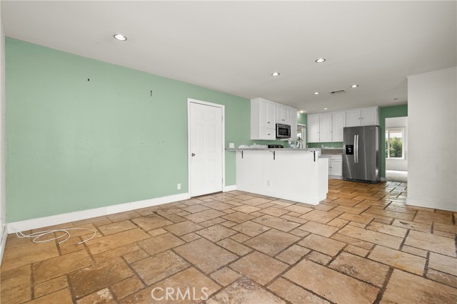 Detail Gallery Image 15 of 27 For 1853 1853 Hillary Ct, Simi Valley,  CA 93065 - 3 Beds | 2 Baths