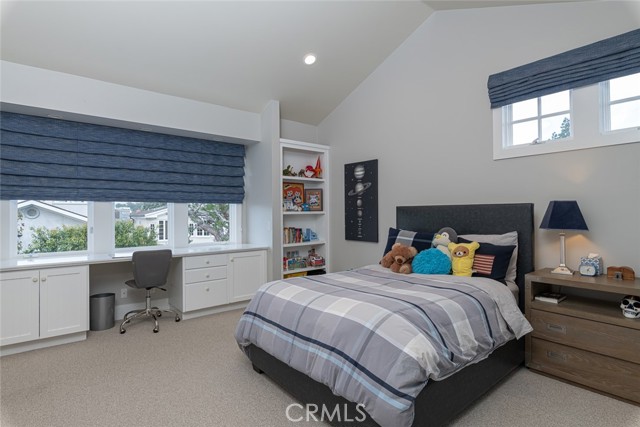 1930 Port Bishop Place, Newport Beach CA: https://media.crmls.org/medias/71fb5abc-5a63-4ec7-a462-e8f246061f7c.jpg