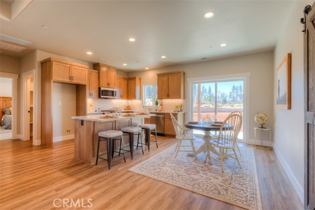 Detail Gallery Image 10 of 44 For 8612 Stiras Way, Paradise,  CA 95969 - 3 Beds | 2 Baths