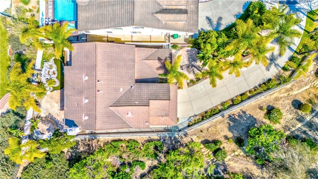 2161 S Ferrier Court, La Habra CA: https://media.crmls.org/medias/71fc0192-f19a-4fde-ac1a-ef2673d934a7.jpg