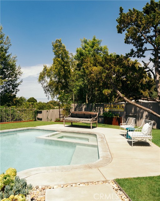 34 Shady Vista Road, Rolling Hills Estates CA: https://media.crmls.org/medias/71fc5cad-dd0a-406c-9593-3f2f82f6e4e7.jpg