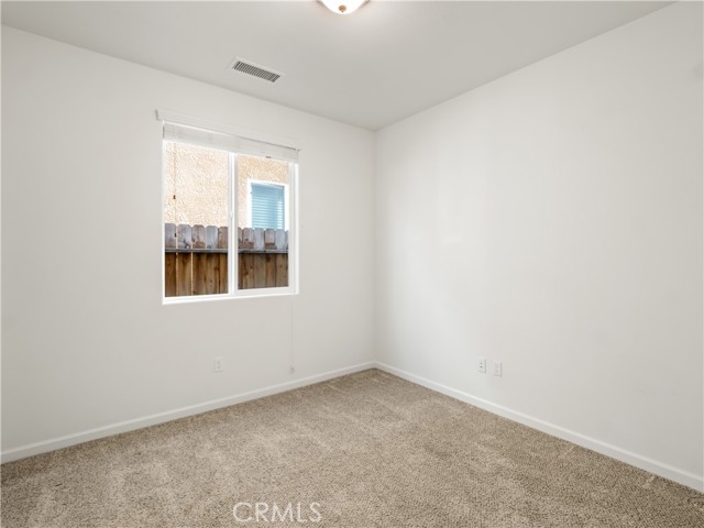 Detail Gallery Image 33 of 40 For 2318 Lombard, Clovis,  CA 93619 - 3 Beds | 2/1 Baths