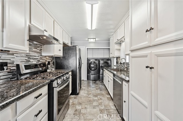 Detail Gallery Image 10 of 42 For 10622 Bryant St #42,  Yucaipa,  CA 92399 - 3 Beds | 2 Baths