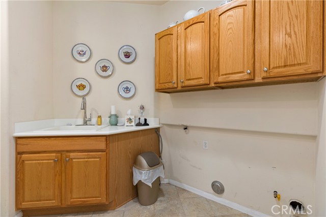 1729 Desert Poppy Lane, Beaumont CA: https://media.crmls.org/medias/7200586e-5427-42e4-b157-999e2a5e8777.jpg