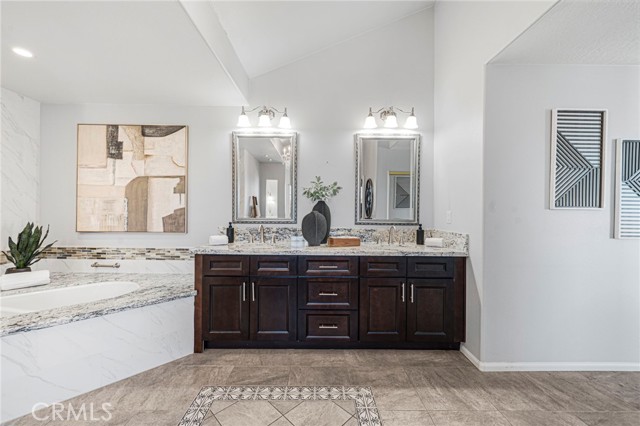40115 Via Cordova, Temecula CA: https://media.crmls.org/medias/7200ca64-7823-4df6-9005-d1a2f15a4c5e.jpg