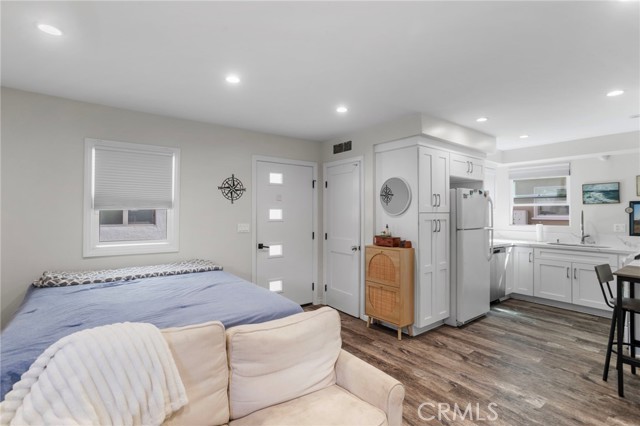 Detail Gallery Image 19 of 56 For 27 66th Pl, Long Beach,  CA 90803 - – Beds | – Baths