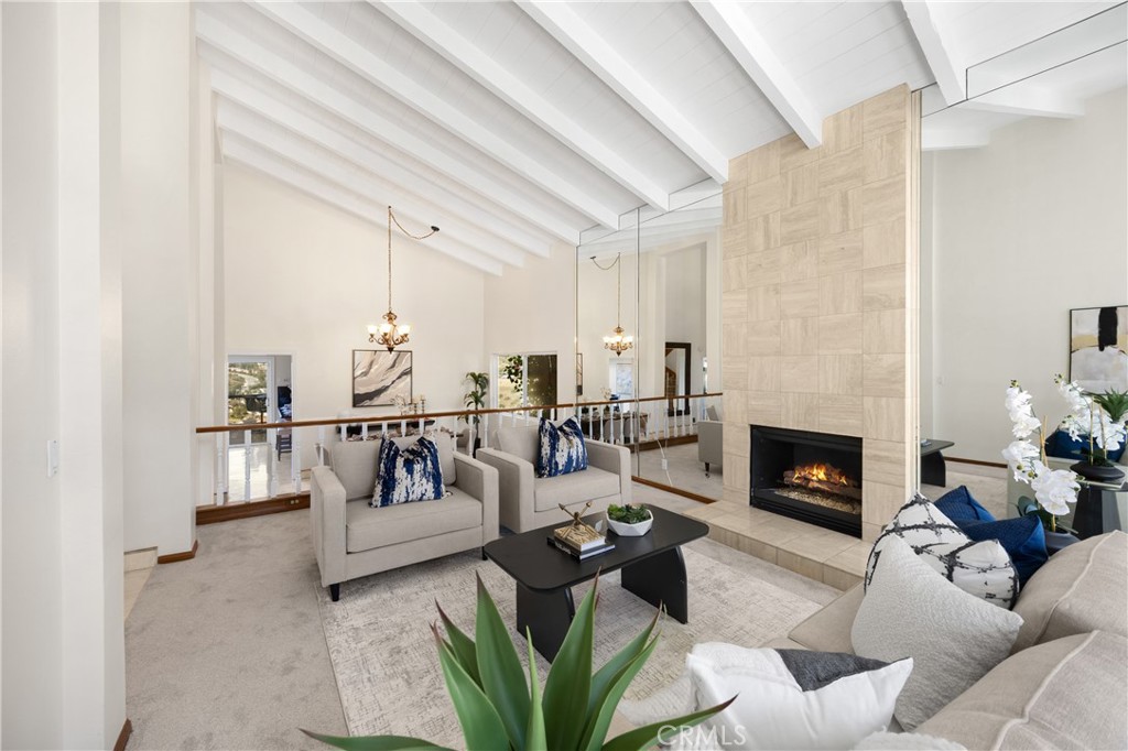 72024897 Bd7f 450b Bf21 Faa7814649b4