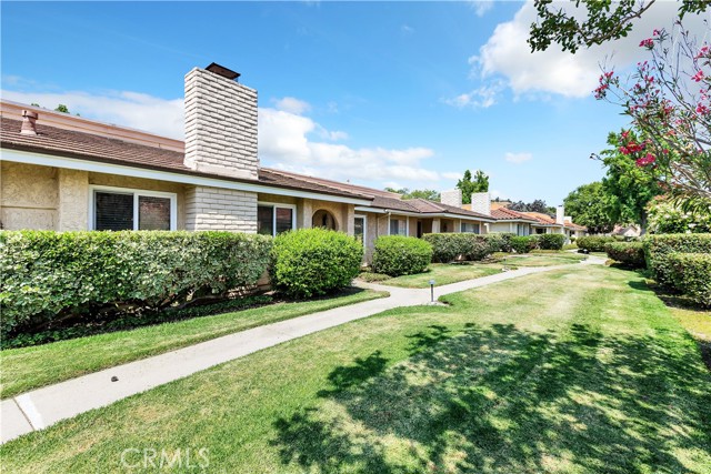 Detail Gallery Image 1 of 24 For 2133 Crespi Ln, Westlake Village,  CA 91361 - 2 Beds | 2 Baths