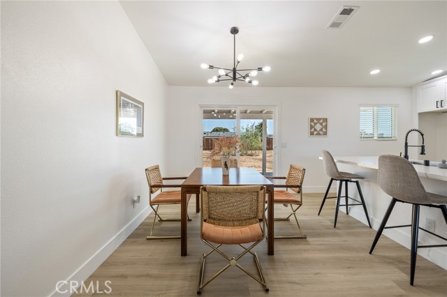 Detail Gallery Image 12 of 36 For 22717 Itasca Rd, Apple Valley,  CA 92308 - 3 Beds | 2 Baths