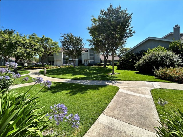 15 Wintergreen, Irvine CA: https://media.crmls.org/medias/7204a73c-da25-4828-a8e2-9a0b3de9506c.jpg