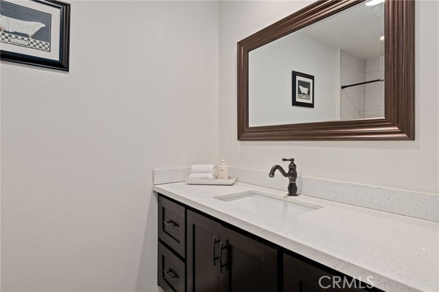 Detail Gallery Image 21 of 29 For 12724 Byron Ave, Granada Hills,  CA 91344 - 4 Beds | 2 Baths