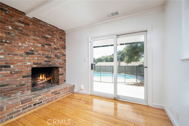 205 Hacienda N Avenue, Glendora CA: https://media.crmls.org/medias/72053462-eb62-4867-a08c-70ee494854a4.jpg