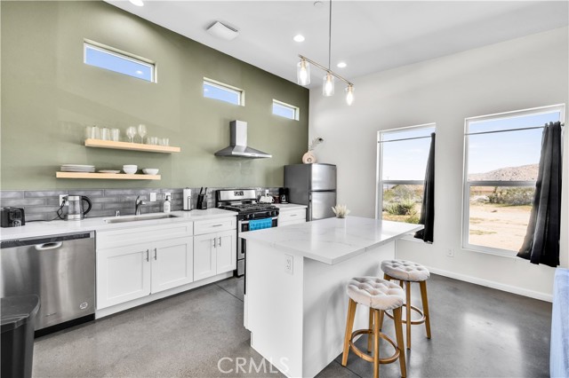 Detail Gallery Image 7 of 36 For 7276 Encina Rd, Joshua Tree,  CA 92252 - 1 Beds | 1 Baths