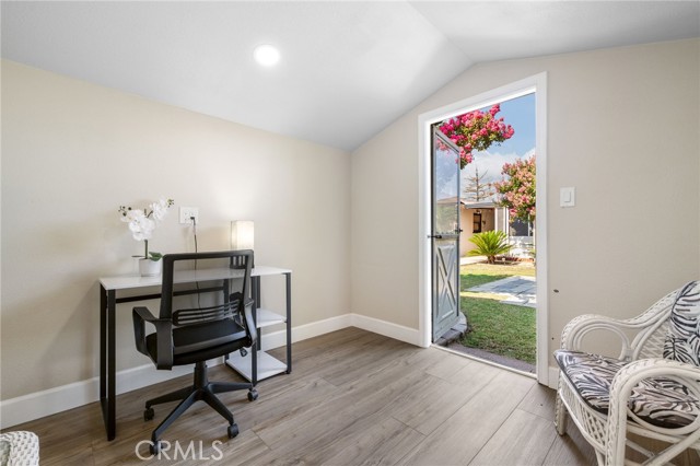 2702 Worthington Avenue, Bakersfield CA: https://media.crmls.org/medias/72054691-c7bb-4579-b5b6-bae25aac7ca1.jpg