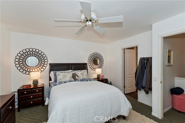 26746 Oakmont Drive, Lake Arrowhead CA: https://media.crmls.org/medias/72058f7e-f22a-4dfe-98a1-5c7637779c48.jpg