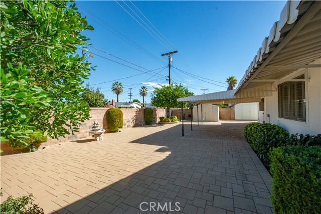22449 Burton Street photo 27