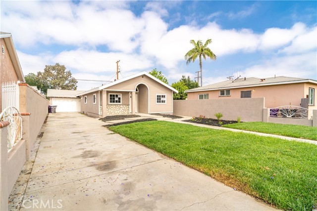 Image 2 for 5477 Myrtle Ave, Long Beach, CA 90805