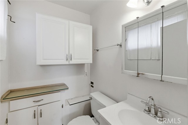 649 Gould Terrace, Hermosa Beach, California 90254, 4 Bedrooms Bedrooms, ,3 BathroomsBathrooms,Residential,For Sale,Gould,SB26071143