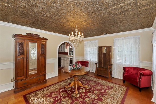 Detail Gallery Image 5 of 49 For 43035 Encino Rd, Big Bear Lake,  CA 92315 - 4 Beds | 3 Baths