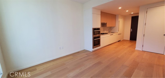 Detail Gallery Image 5 of 31 For 877 Francisco St #2403,  Los Angeles,  CA 90017 - 1 Beds | 1 Baths