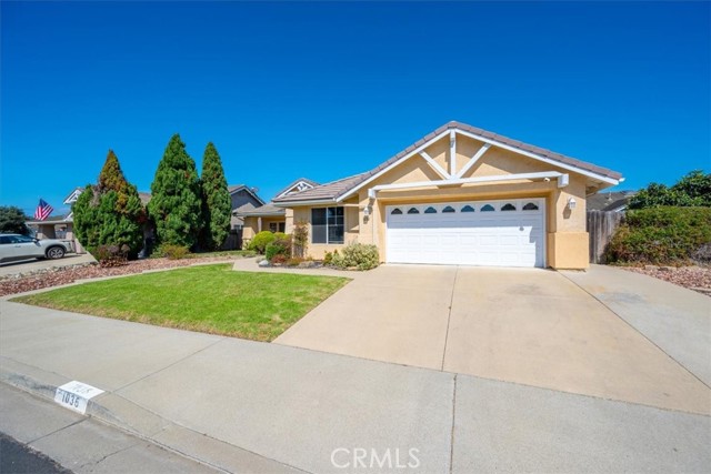 Detail Gallery Image 11 of 45 For 1036 Armstrong St, Lompoc,  CA 93436 - 5 Beds | 2 Baths