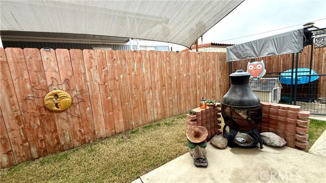 25521 Lincoln Avenue, Hemet CA: https://media.crmls.org/medias/7208011d-8fb8-4ae2-a98f-1a91f25296c7.jpg