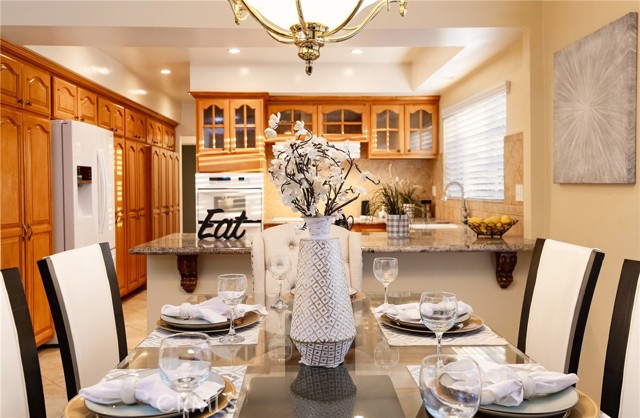 Detail Gallery Image 14 of 41 For 3301 Grayburn Rd, Pasadena,  CA 91107 - 3 Beds | 2/1 Baths