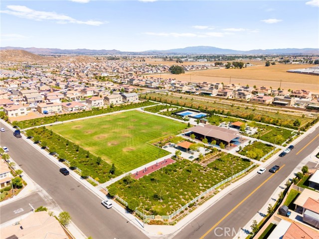 27108 Oncore Drive, Menifee CA: https://media.crmls.org/medias/7208b7db-8afe-4f01-9f65-cfe903365378.jpg