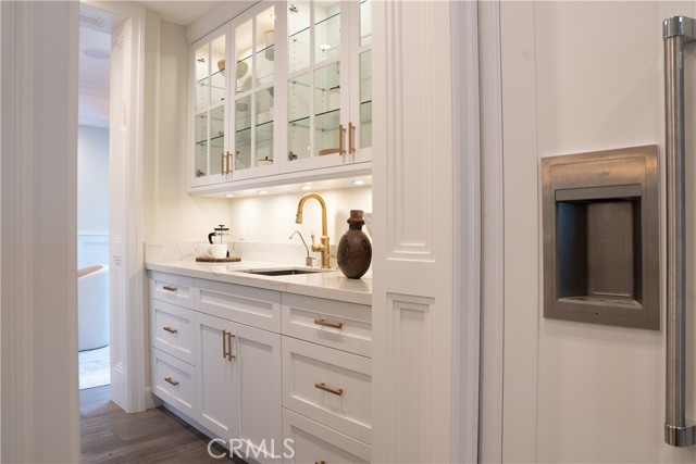 Detail Gallery Image 35 of 59 For 2520 La Condesa Dr, Los Angeles,  CA 90049 - 5 Beds | 6 Baths