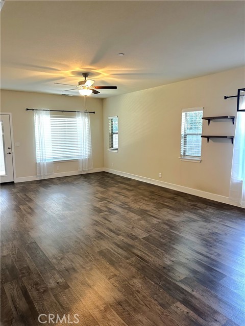 16 Petaluma Court, Chico CA: https://media.crmls.org/medias/72096cc7-86e4-4b30-b2a3-74e926c1258a.jpg